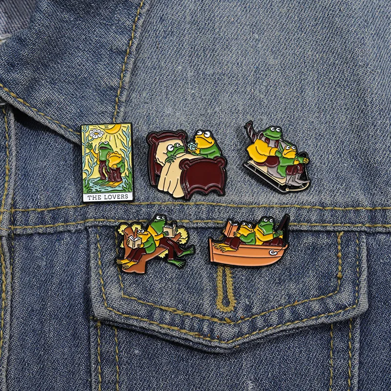Frog & Toad Enamel Pin