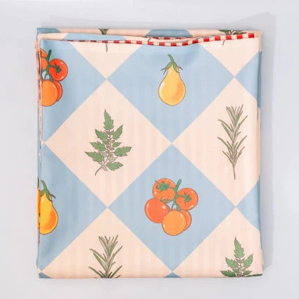 Garden Checkered Picnic Blanket - Image 2