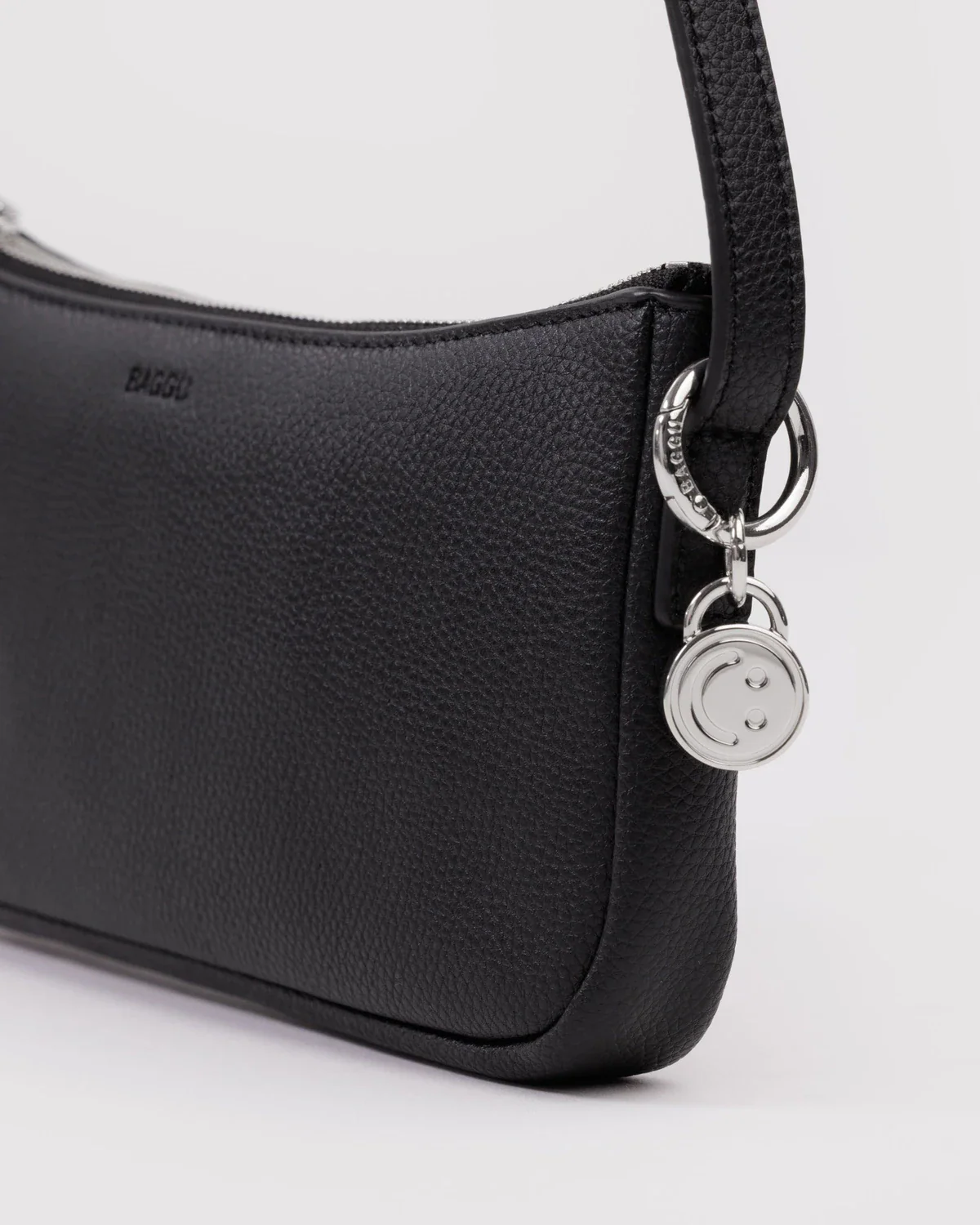 Recycled Leather Pochette - Black - Image 3